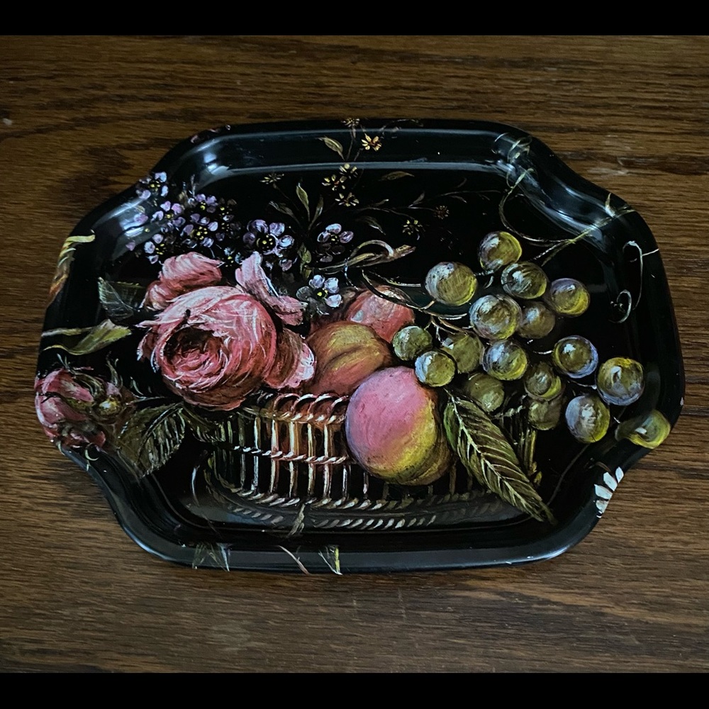 Beautiful Vintage Tin Tray